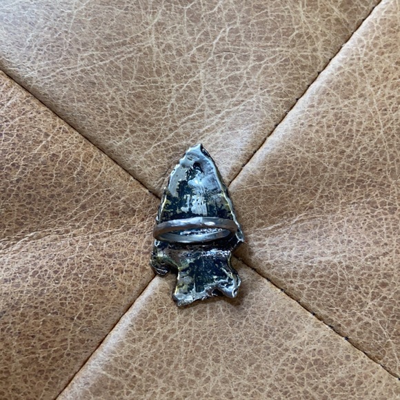 Arrowhead Brass Ring - Picture 3 of 3